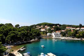 Kolocep Island Apartment | Beach House Summer Breeze