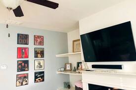Belmont House | Cute Townhouse minutes from downtown!