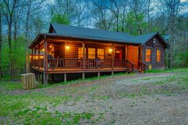Broken Bow Cabin | ✪ Blue Ridge Cabin ✪ Hot Tub, Fire Place, Sleeps 6