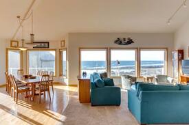 Oregon Coast House | Ocean Front Home with Hot Tub and Game Room!