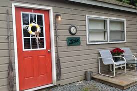 Hubbardton House | Lake Bomoseen Bungalow