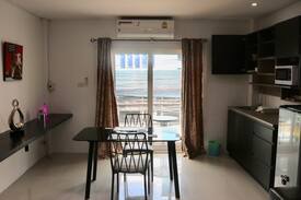 Central Pattaya House | La quiétude dans le tumulte de la ville