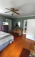 Huntington House | Gov. Manor Master Bedroom Food included