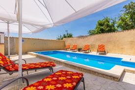 Mutvoran Villa | House Villa Mutvoranka (V3465-K1)