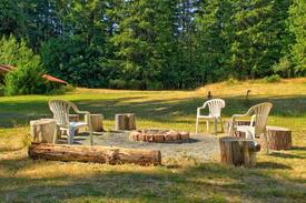 Packwood House | The Bunkhouse @ Packwood Station ~ Wifi/Pets OK!