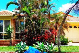 Coral Cove Bed & Breakfast | Beautiful Oceanfront Home, private room & bathroom