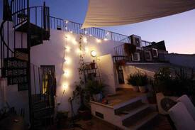 San Lorenzo Apartment | Private Room & Bathroom in Alameda with Breakfast