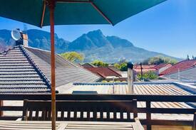 Claremont Apartment | Cottage with Beautiful Mountain view