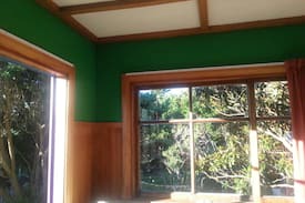 Paekakariki House | Yellow Cottage Paekakariki