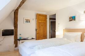 Mitte House | Bright & Comfy Old Town Room
