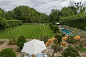 Waterlooville House | A beautiful Hampshire Farm House
