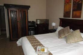 Petrusburg Bed & Breakfast | Monument Guesthouse room 2