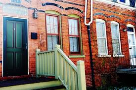 Pullman Apartment | Artist Fully Furnished Home In Historical Pullman