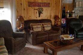 Rio Vista Estates House | Darling cabin close to town but tucked away!
