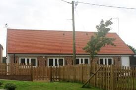 Battle Cabin | 5 Abbey View Cottage Battle East Sussex