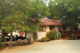 Carmel Valley House | Dakota Ranch Vineyard Urban Wilderness