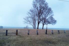Lexington Cabin | Cozy Cottage-close to Lake Huron, beach, Sleeps 7