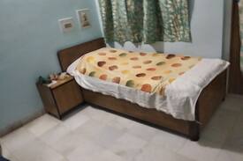 Vile Parle West Apartment | A sweet home for sweet people at juhu