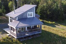 Sandy Cove Cabin | The Lewis Cabin