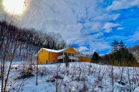 Harpers Ferry Cabin | Wexford Hollow w/Hot Tub