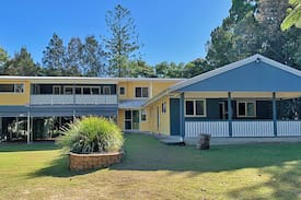 Amity Point House | AMITY PINES