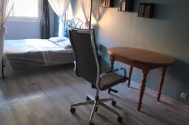 Saint Philippe Apartment | Villa Mascotte, a garden near the center