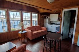 Lochmere Cabin | Cozy waterfront cottage #1 on Lake Winnisquam.