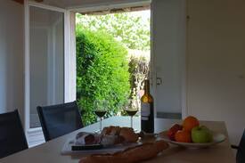 Quartier Exposition-Bajatiere House | Chalet: Private Parking Secure Garden City Center