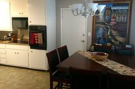 Stockton House | Pet Friendly Travel Nurse Rental