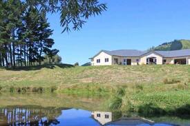 Peka Peka House | 【Edenland】Super Spacious with Private Guest Wing