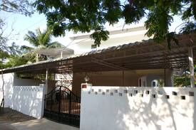 Sholinganallur House | Spacious Comfort among Greenery in Sholinganallur
