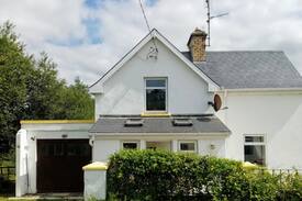 Jamestown Cabin | 'Buttercup Cottage' in the heart of lovely Leitrim