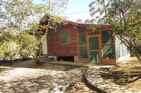 West End Cabin | One Love Rasta Cottages "Big"