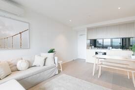 Docklands Apartment | Docklands comfortable one bedroom apartment