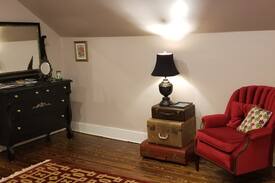 Holly Springs House | The East Room in Holly Springs near Oxford