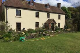 Holworth House | Belhuish Farmhouse Bed & Breakfast
