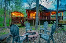 Broken Bow Cabin | ✪ Blue Ridge Cabin ✪ Hot Tub, Fire Place, Sleeps 6