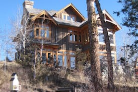 East Kootenay Cabin | Waterfront Cabin on Lake Lillian