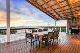 Wrenfordsley House | Sceale Bay Seaview Escape