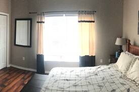 Lakeland House | Downtown Room