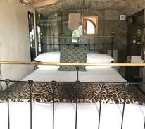 Franschhoek Cabin | La Provence Cottages | WINE TANK