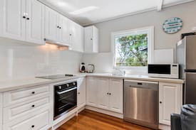 Shelly Beach Cabin | Salty Dog Cottage