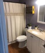 Jeffersonville House | ENTIRE home minutes from Downtown w/ HOT TUB