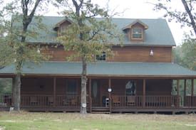 Fairfield Cabin | Escape the City to Western Style Cabin