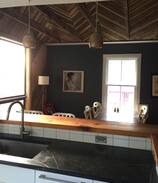 Fifeville House | Urban Farm House, 3BR 2Ba, Central Location