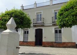 Almaden de la Plata House | La Casa del Secretario