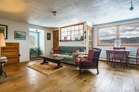 Hartland Four Corners Cabin | Adorable Pet Friendly Cottage in Hartland, VT