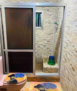 Monrovia House | 72nd Boulevard Lodge