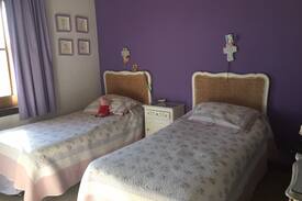 Troncos del Talar House | Barrio Santa Barbara, casa a la laguna