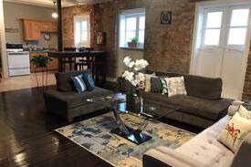 French Quarter House | Charming French Quarter Bungalow Sleeps 7